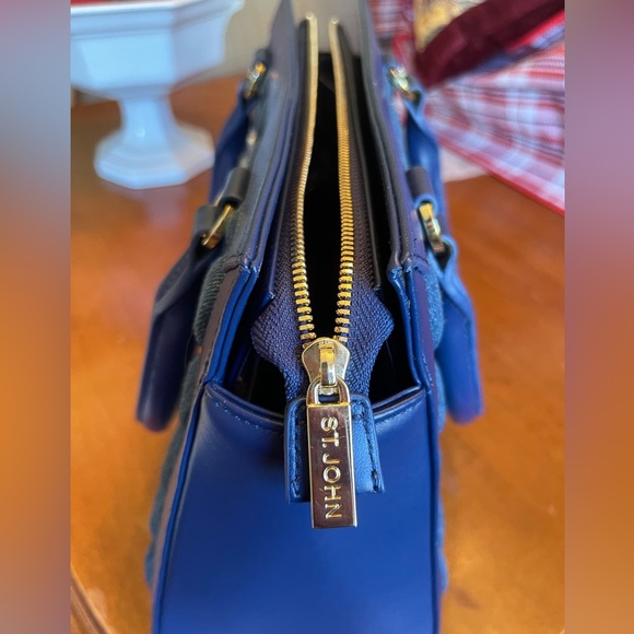 NWT St. John Quilted Purse - Picture 14 of 14